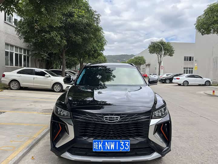 Фото 3 - Geely Atlas