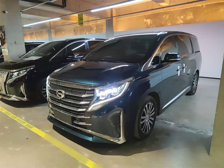 Фото 1 - GAC Trumpchi M8