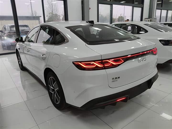 Фото 5 - BYD Qin L