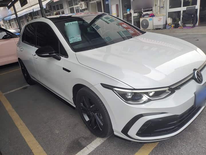 Фото 4 - Volkswagen Golf