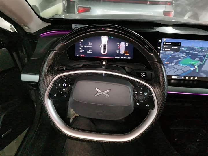 Фото 3 - XPeng P7