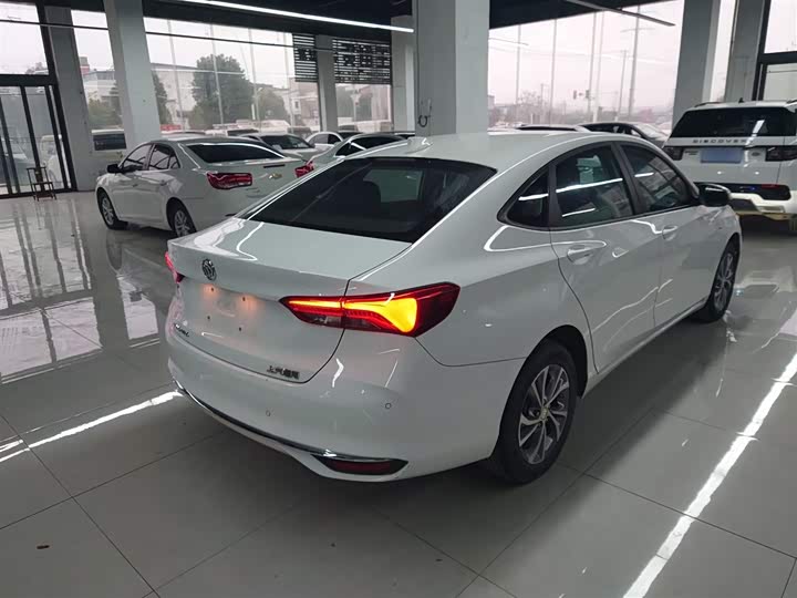 Фото 7 - Buick Verano