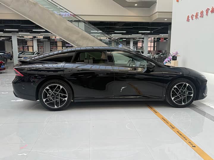 Фото 8 - XPeng F57