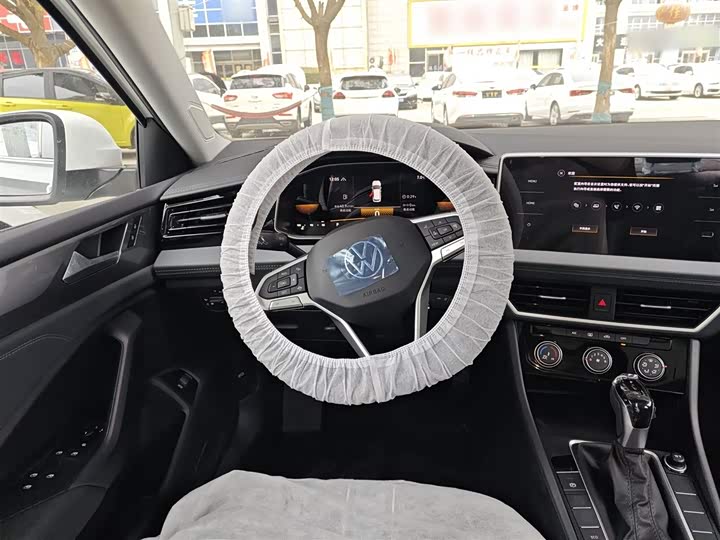 Фото 3 - Volkswagen Sagitar L