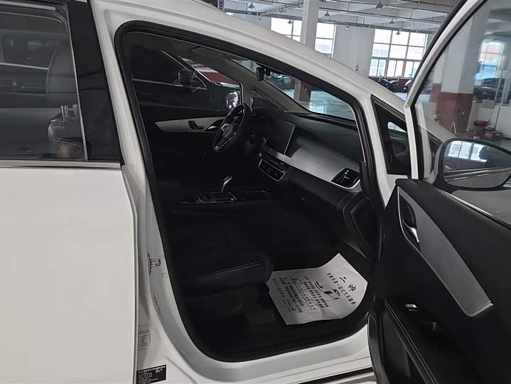 Фото 8 - BYD Song Max