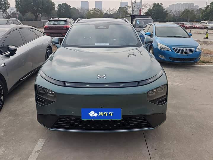 Фото 2 - XPeng G9