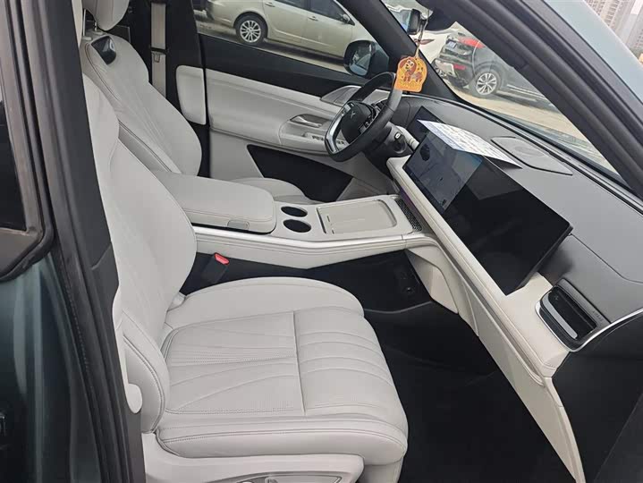 Фото 8 - XPeng G9