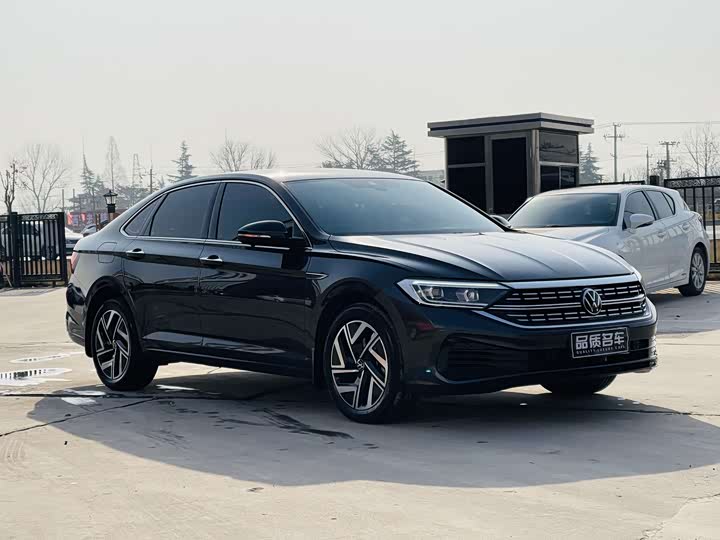 Фото 2 - Volkswagen Sagitar L