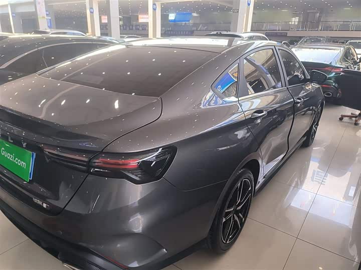 Фото 7 - Geely Binrui