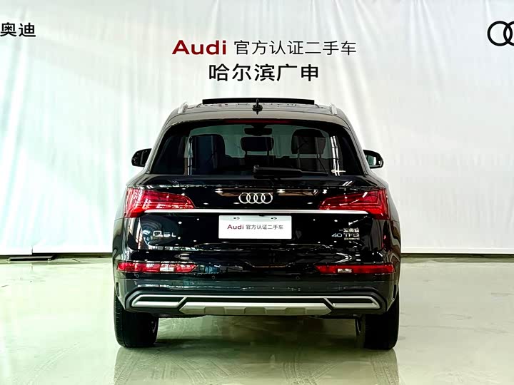Фото 6 - Audi Q5L