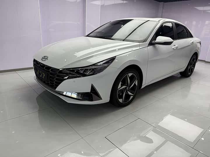 Фото 1 - Hyundai Elantra N line