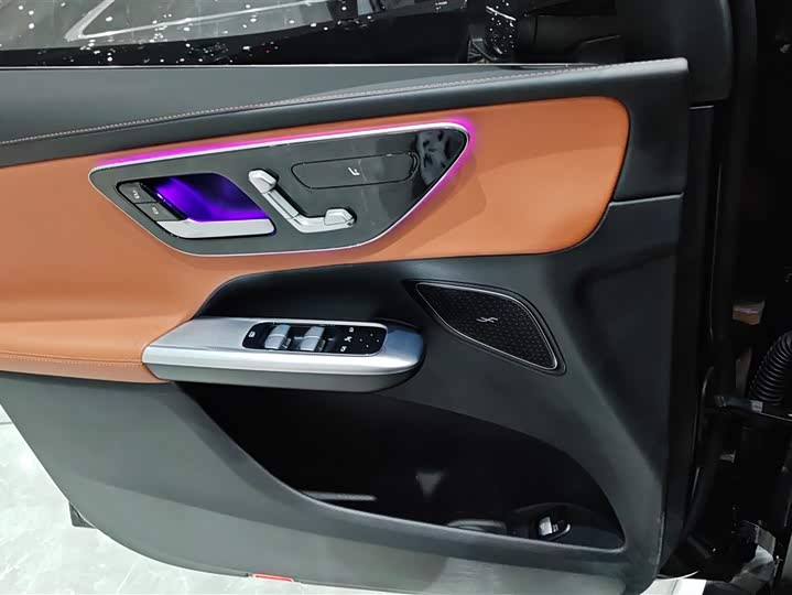 Фото 7 - Mercedes-Benz GLC-Class