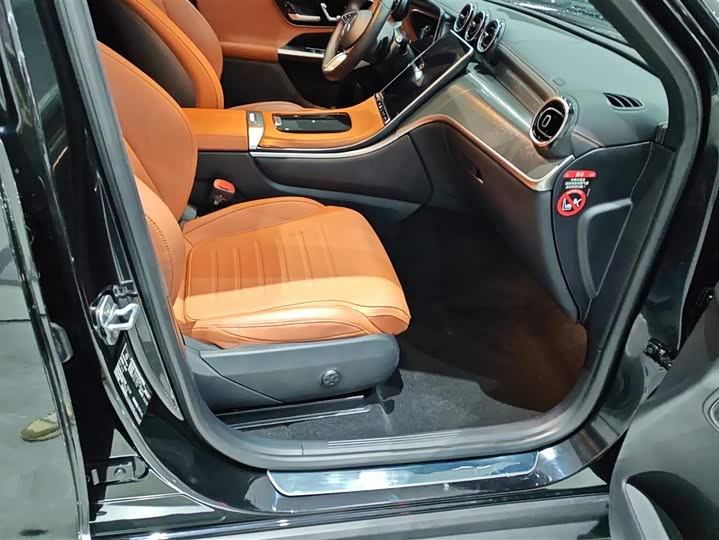 Фото 8 - Mercedes-Benz GLC-Class