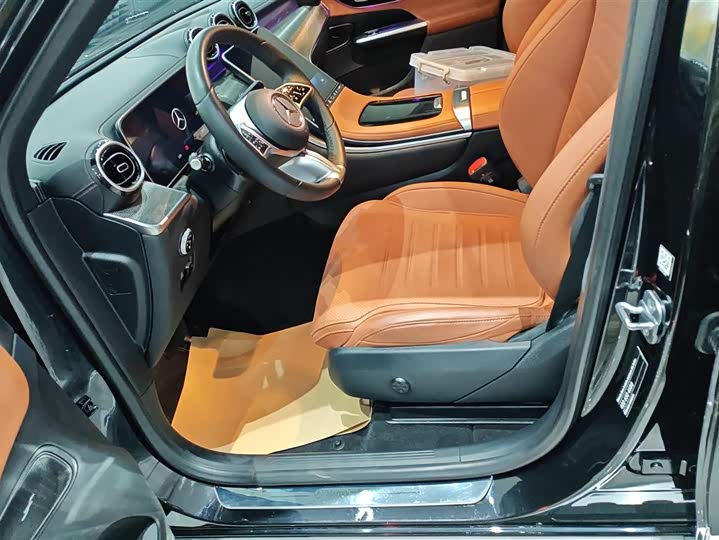 Фото 9 - Mercedes-Benz GLC-Class