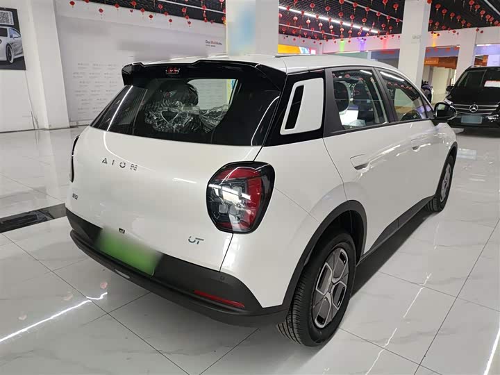Фото 7 - GAC Aion UT