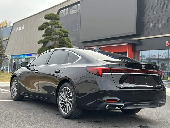 Фото 5 - Buick LaCrosse