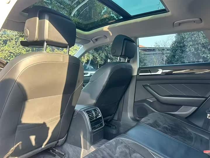 Фото 7 - Volkswagen CC