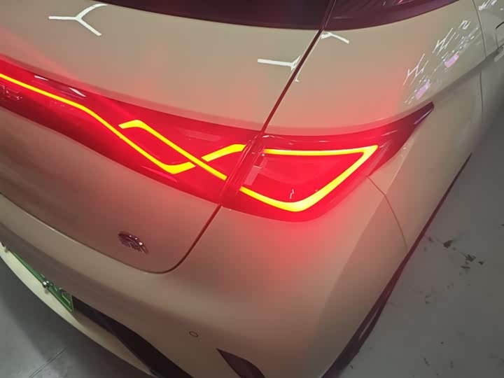 Фото 8 - BYD Dolphin