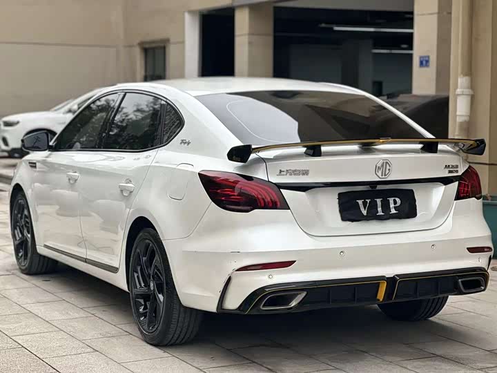 Фото 9 - MG Motor 6