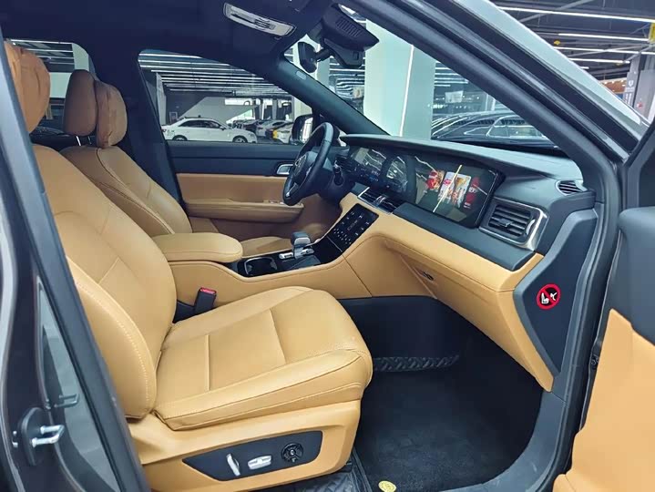 Фото 5 - LiXiang One