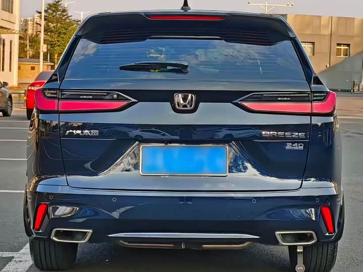 Фото 8 - Honda Breeze