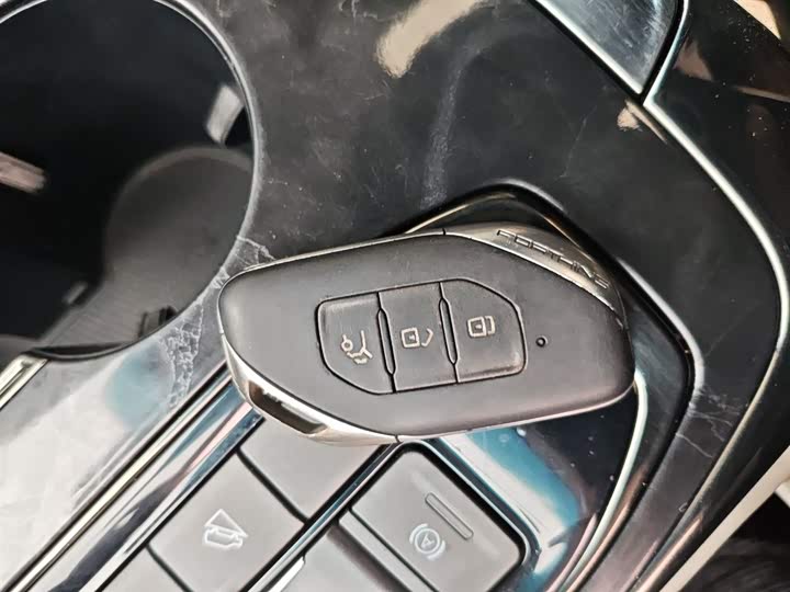 Фото 9 - Dongfeng Forthing Yacht