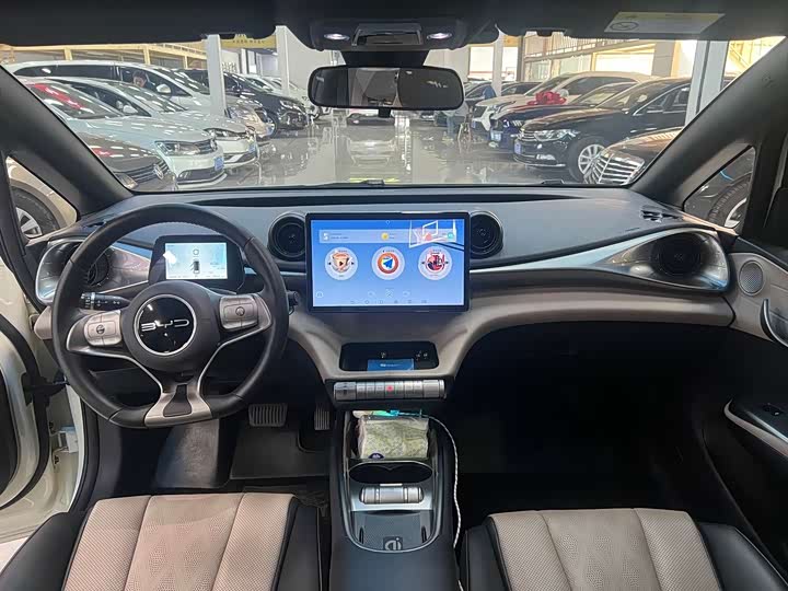 Фото 5 - BYD Dolphin