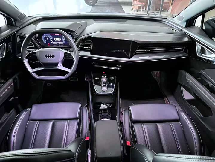 Фото 3 - Audi Q4 e-tron