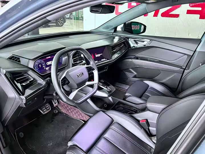 Фото 5 - Audi Q4 e-tron