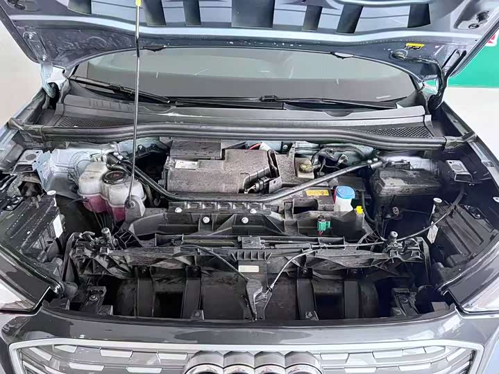 Фото 7 - Audi Q4 e-tron