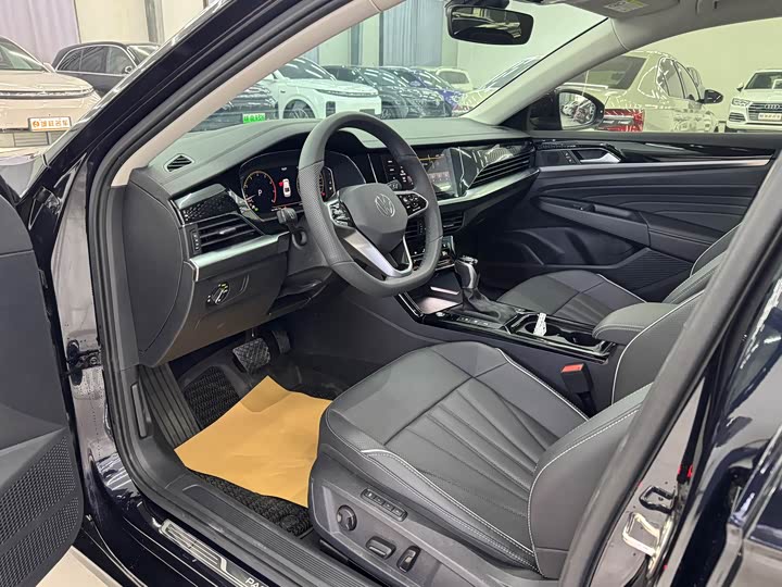 Фото 5 - Volkswagen Passat