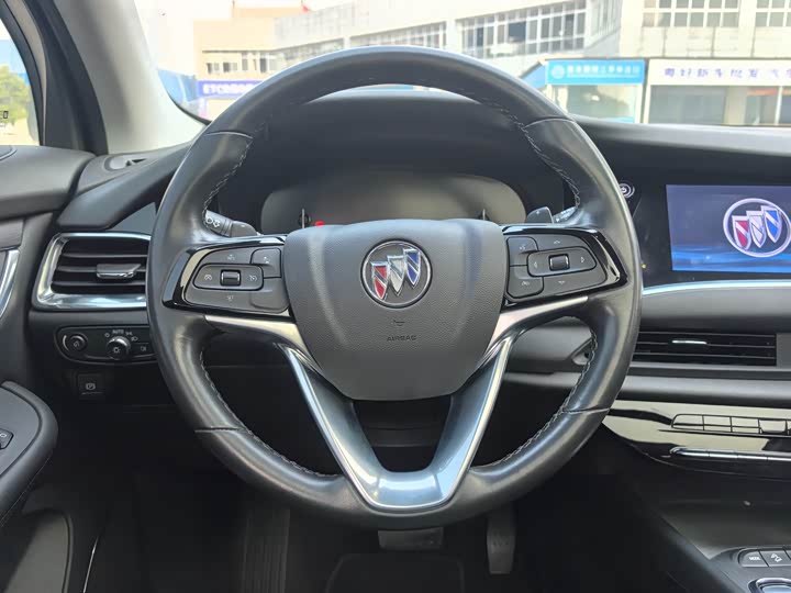 Фото 8 - Buick Enclave