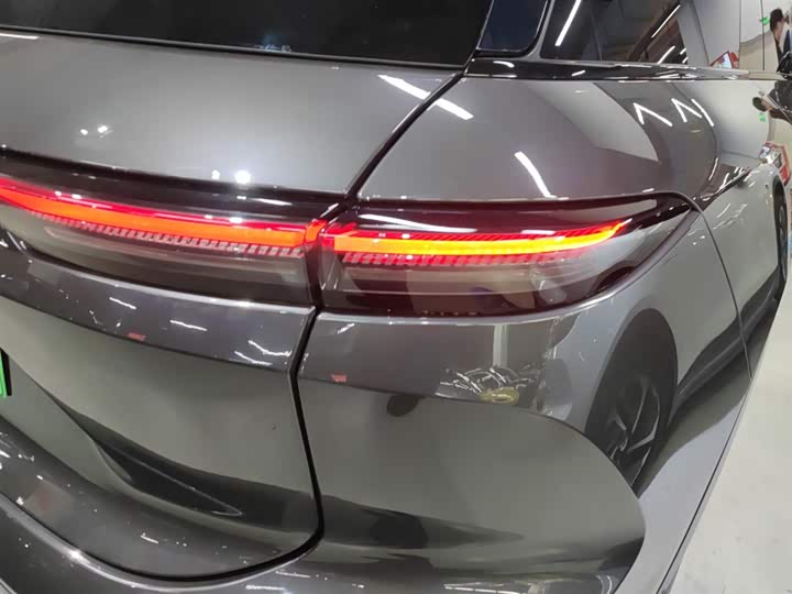 Фото 8 - Nio ES6