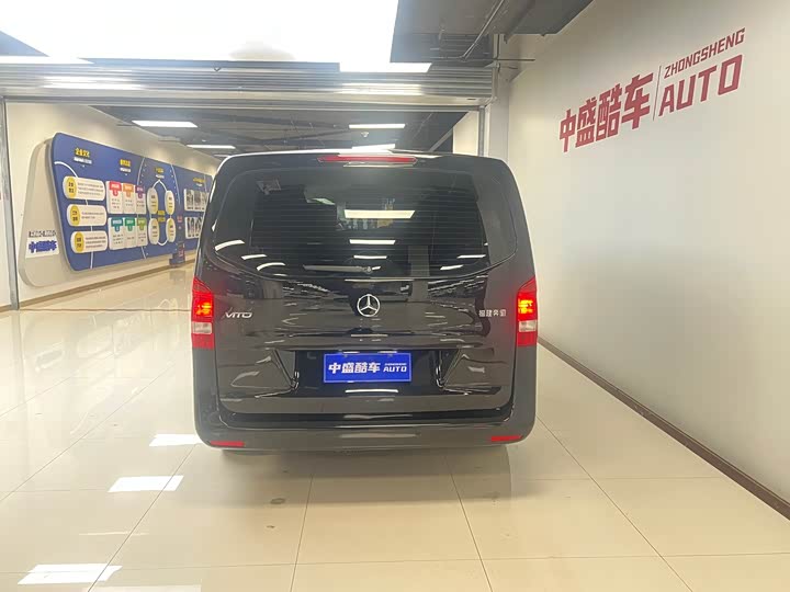 Фото 4 - Mercedes-Benz Vito