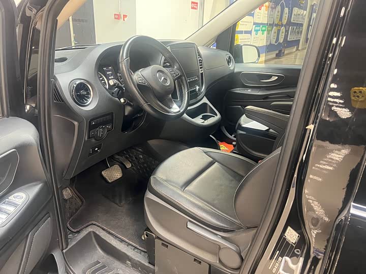 Фото 8 - Mercedes-Benz Vito