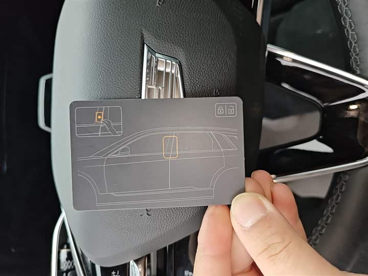 Фото 9 - Cadillac Optiq