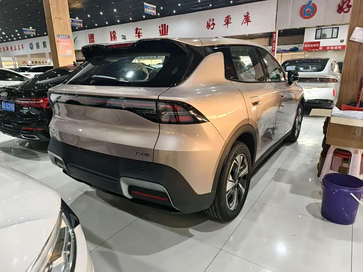 Фото 4 - Changan Qiyuan (Nevo) Q05