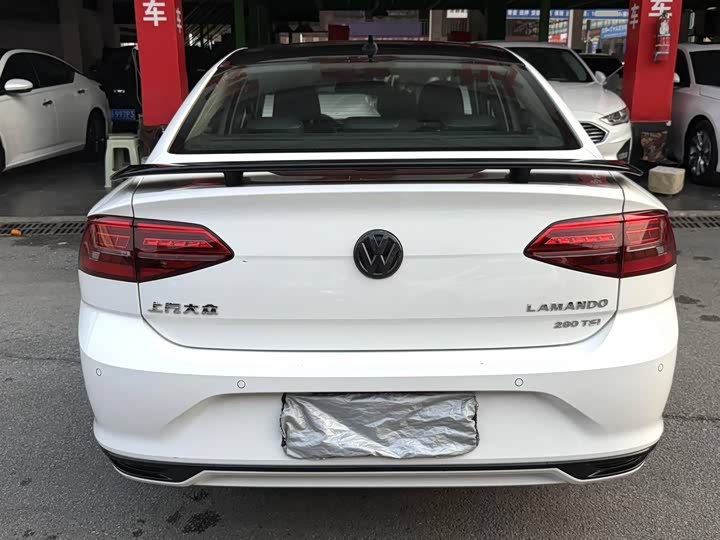 Фото 8 - Volkswagen Lamando L