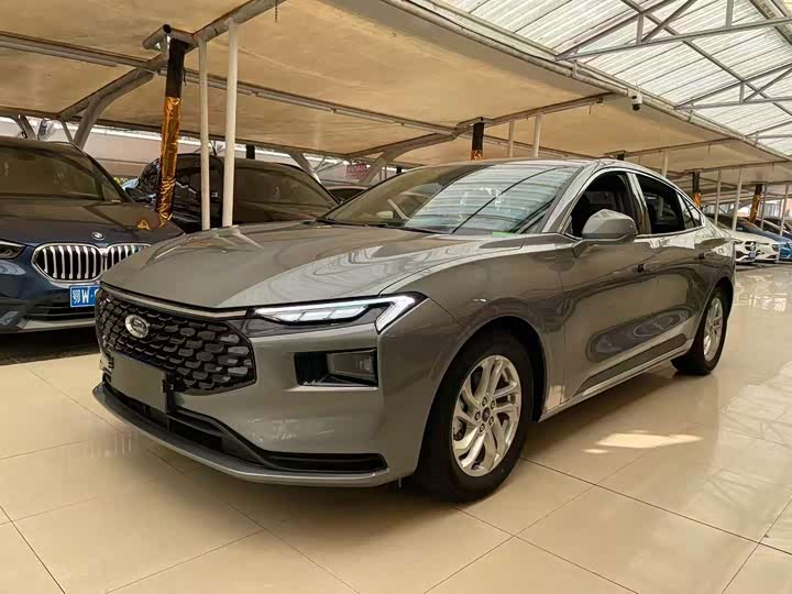 Фото 1 - Ford Mondeo