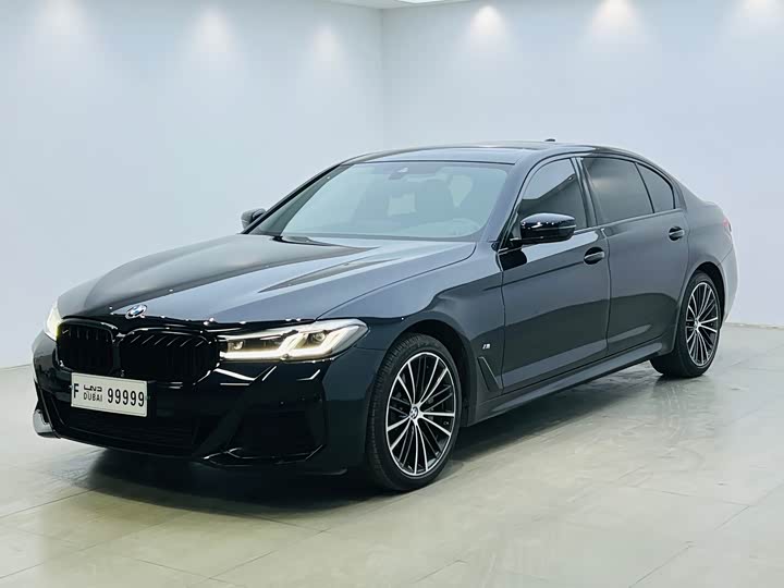 Фото 1 - BMW 5 Series