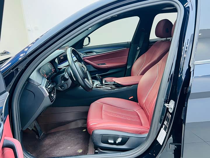 Фото 4 - BMW 5 Series