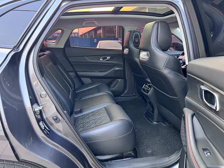 Фото 6 - Changan UNI-K