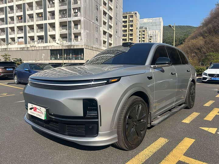 Фото 1 - LiXiang L7