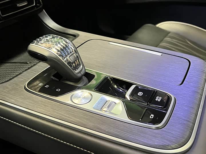 Фото 8 - GAC Trumpchi GS8