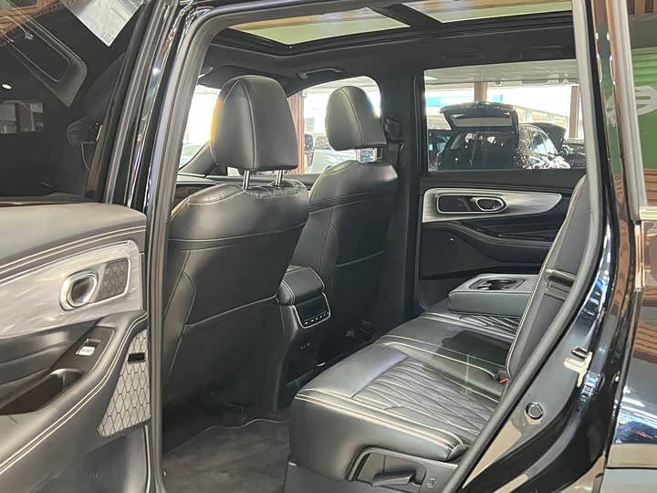 Фото 9 - GAC Trumpchi GS8