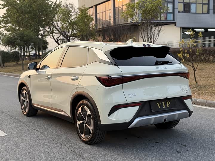 Фото 7 - BYD Yuan Plus