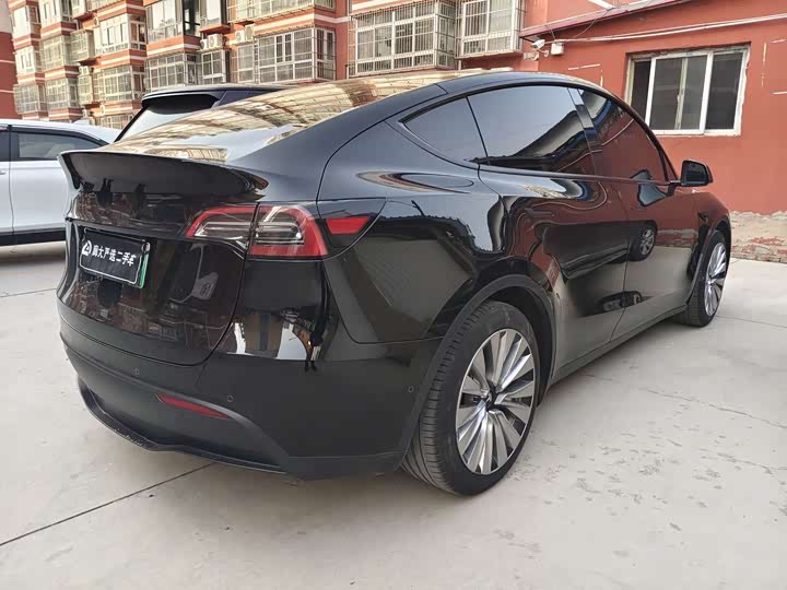 Фото 7 - Tesla Model Y