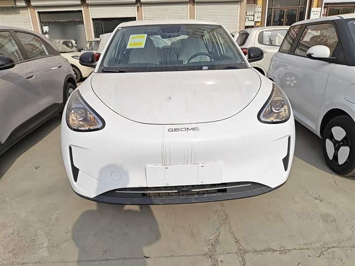 Фото 3 - Geely Galaxy Geome