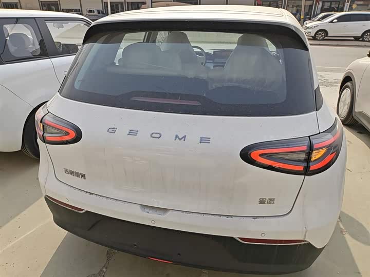 Фото 6 - Geely Galaxy Geome