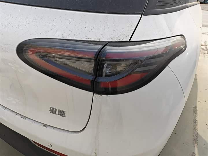 Фото 8 - Geely Galaxy Geome